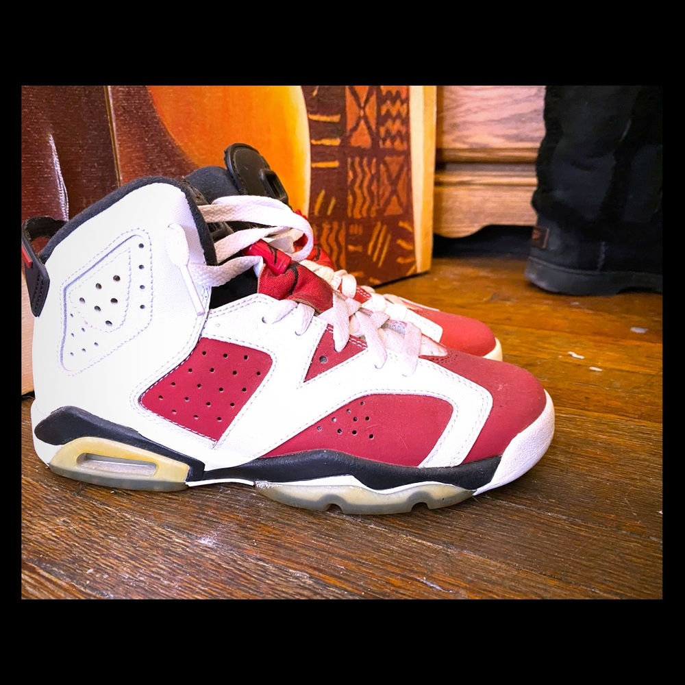 Retro Air Jordan 6 size 5.5 GS “Carmine”